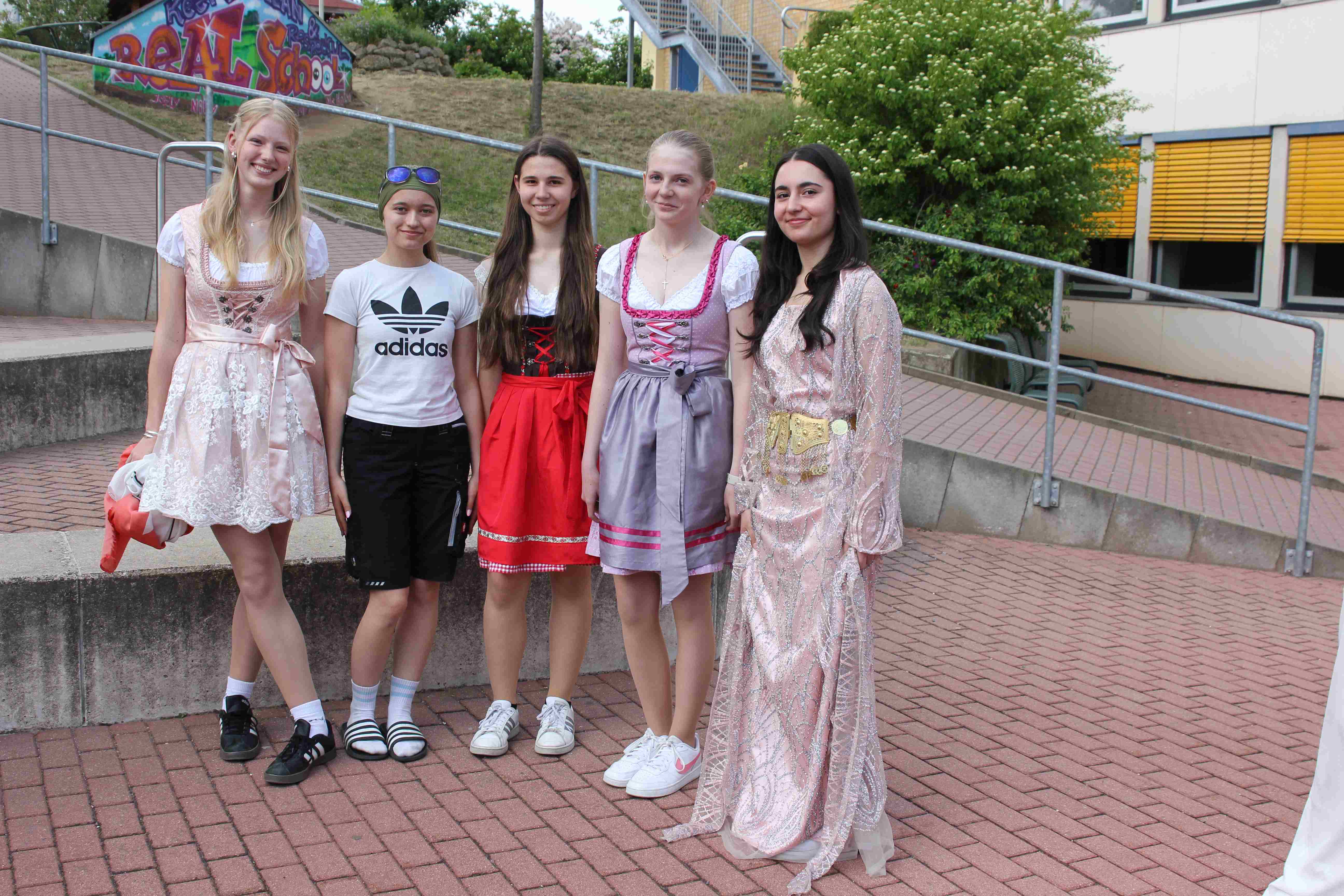 Tracht1 5184x3456
